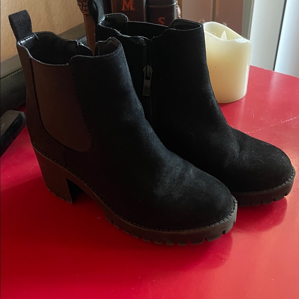 Elegant Black Ankle Booties